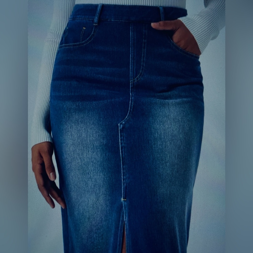 LARGE.  HALARA FLEX WASHED DENIM SLIT MAXI  SKIRT - Picture 5 of 9